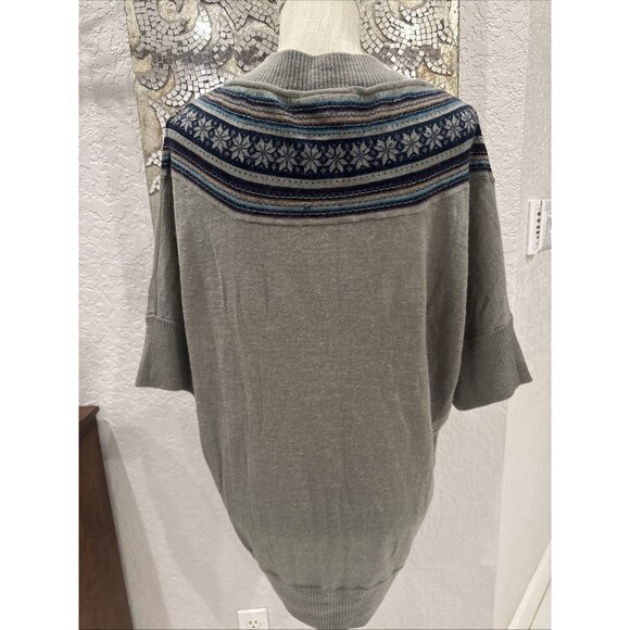 Romeo & Juliet Couture Grey Wool V-Neck Sweater W/Nordic Pattern Size L - Picture 4 of 9